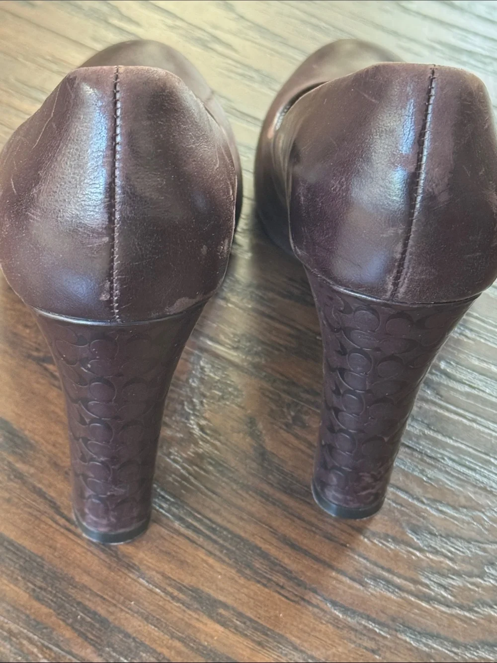 Coach Women's Mahogany Brown  Leather Round-Toe Pumps, Sz 10, w/ Signature Heel